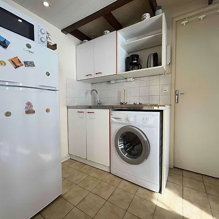 Cosy 2 Pieces A 600m De La A - Fr-1-246a-141 *